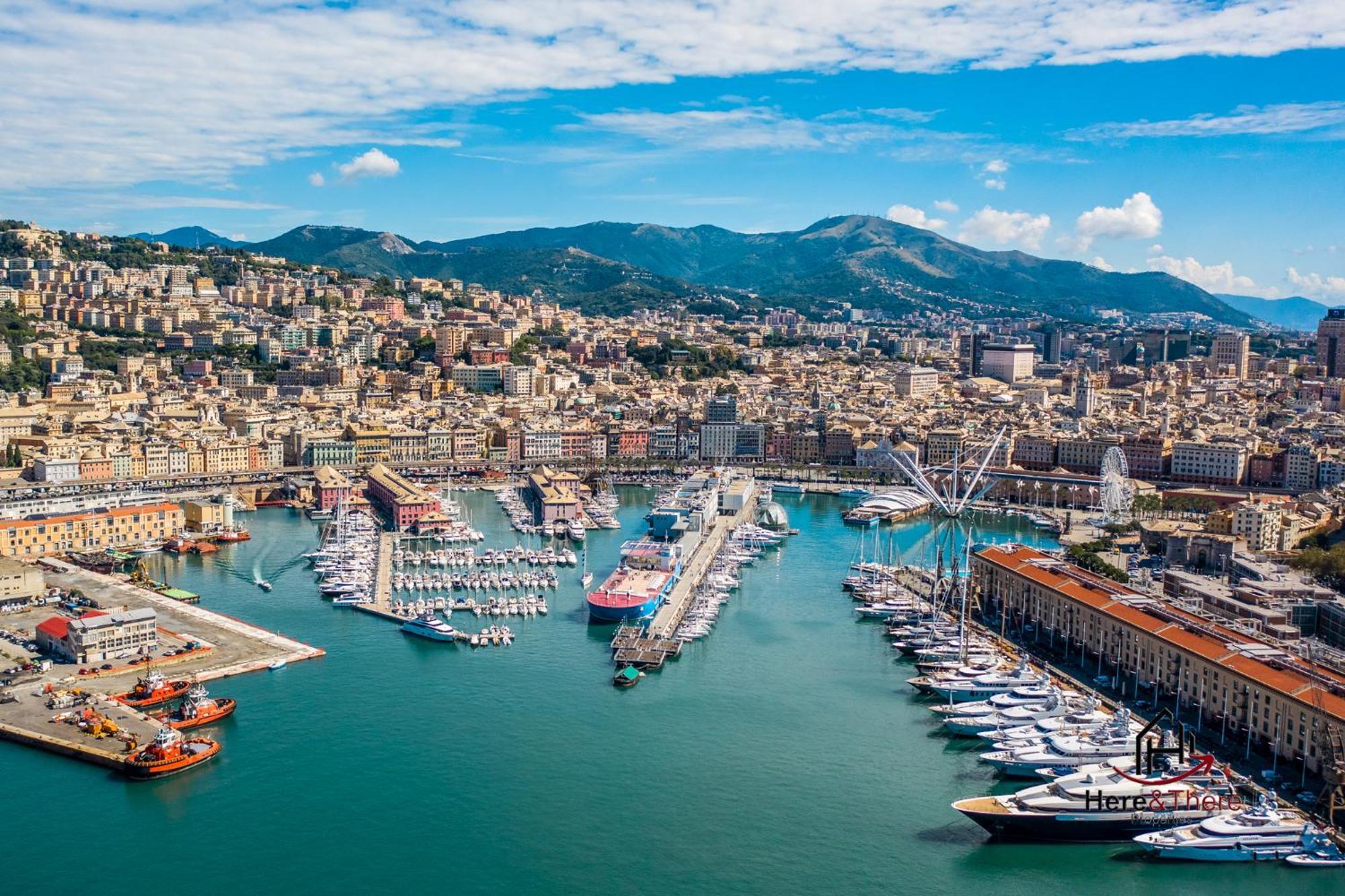 Blue - Airport 8 Min - Ac - Smart Tv Genua